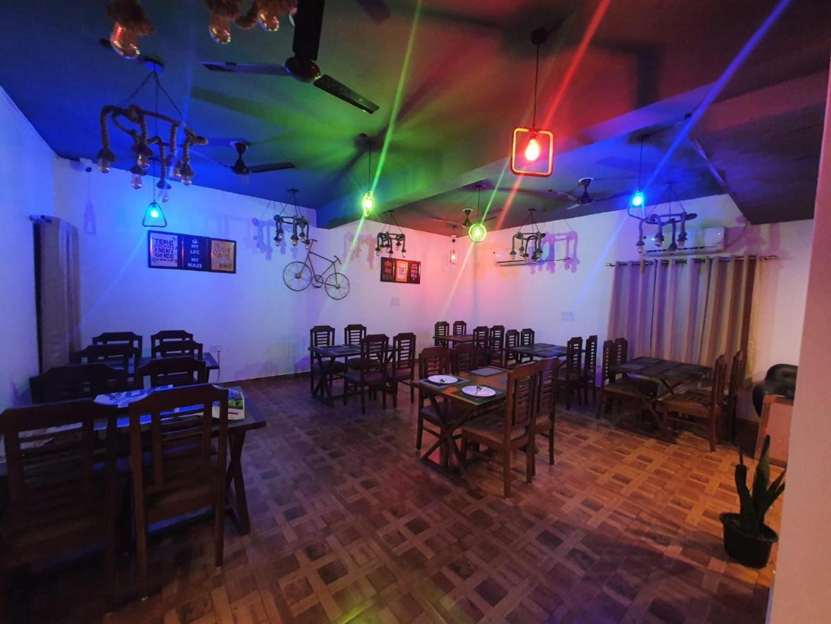 Kds Residency Hotel Greater Noida Ngoại thất bức ảnh