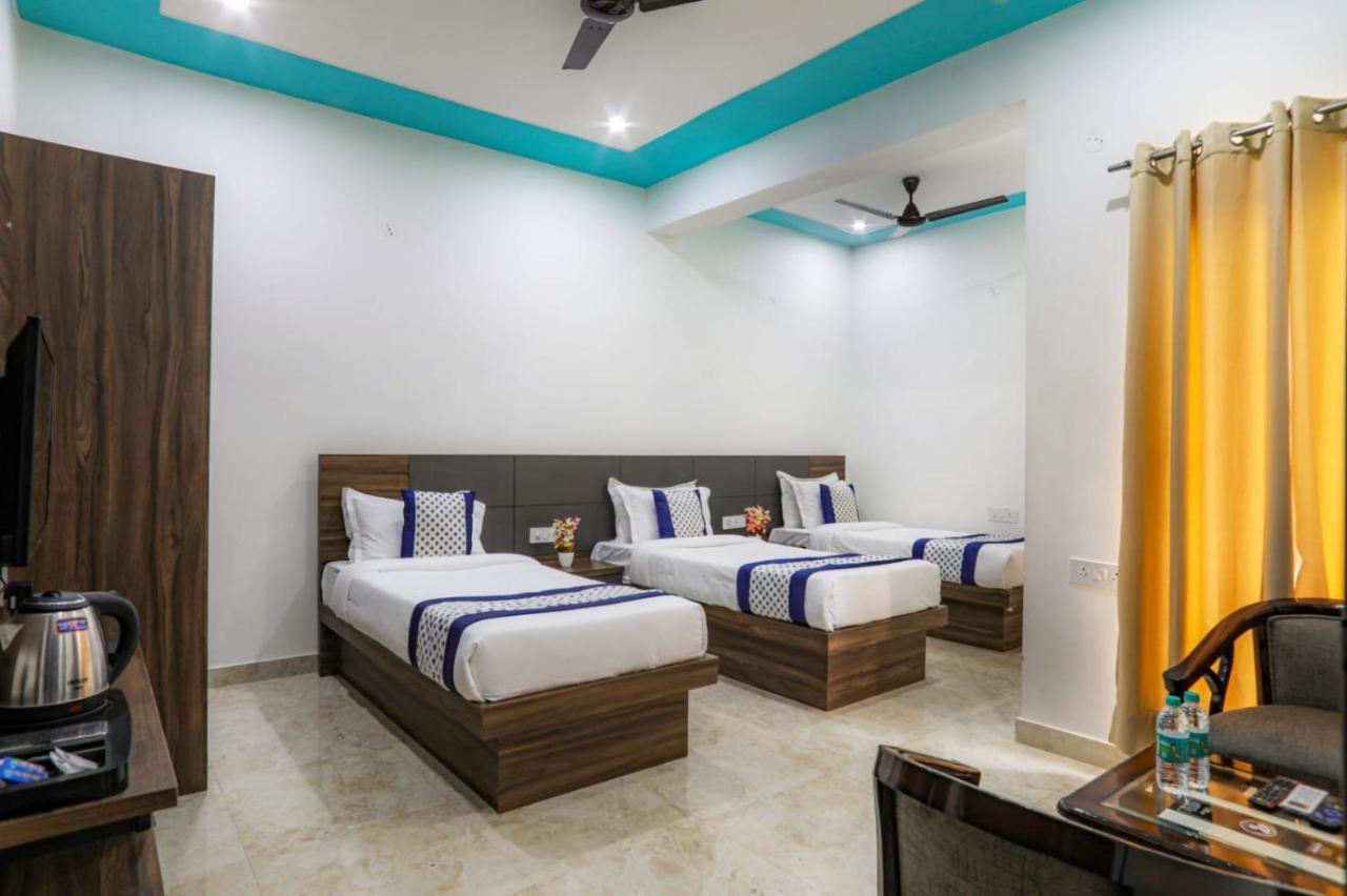 Kds Residency Hotel Greater Noida Ngoại thất bức ảnh