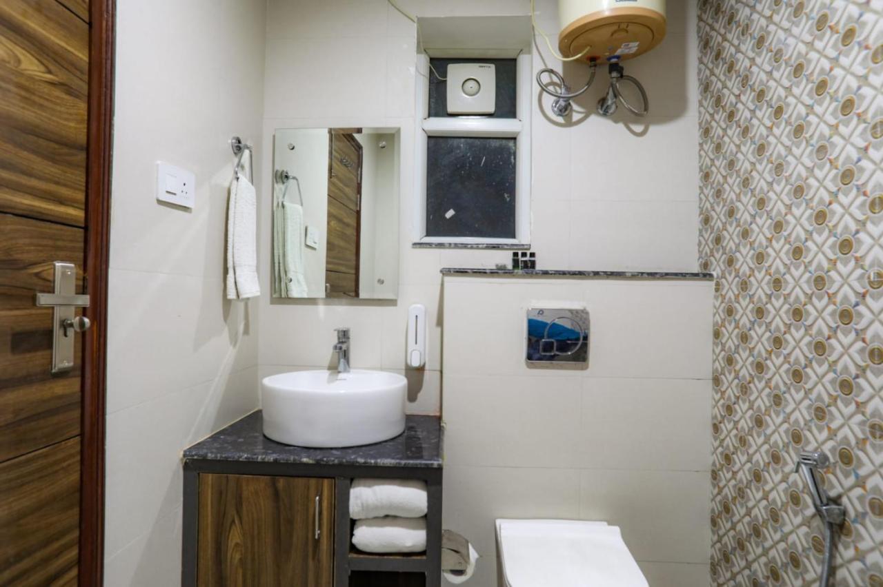 Kds Residency Hotel Greater Noida Ngoại thất bức ảnh