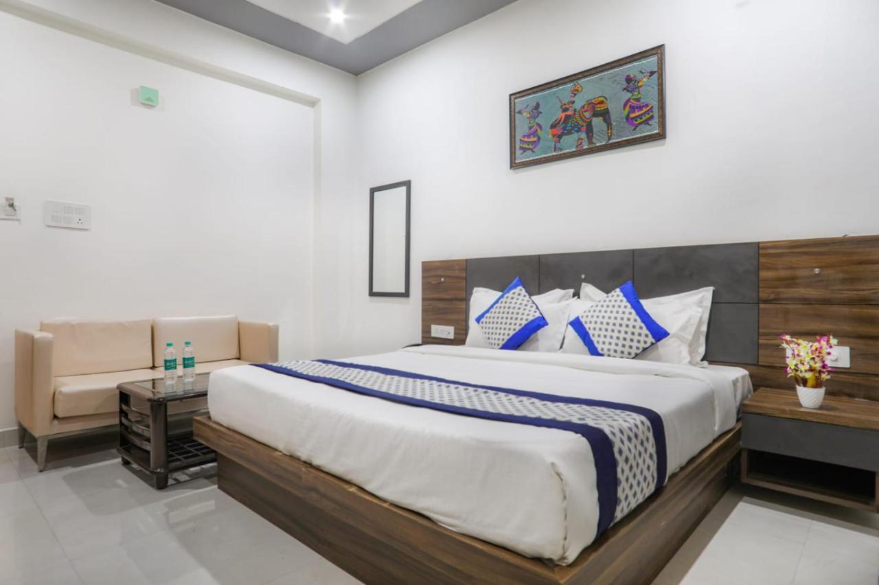 Kds Residency Hotel Greater Noida Ngoại thất bức ảnh